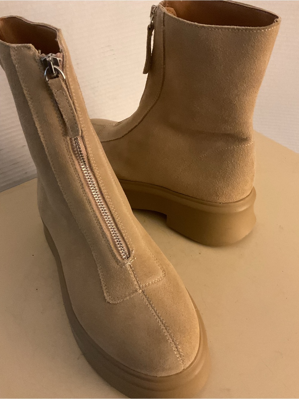 Steve Madden women tan suede platform Chelsea boots US 9